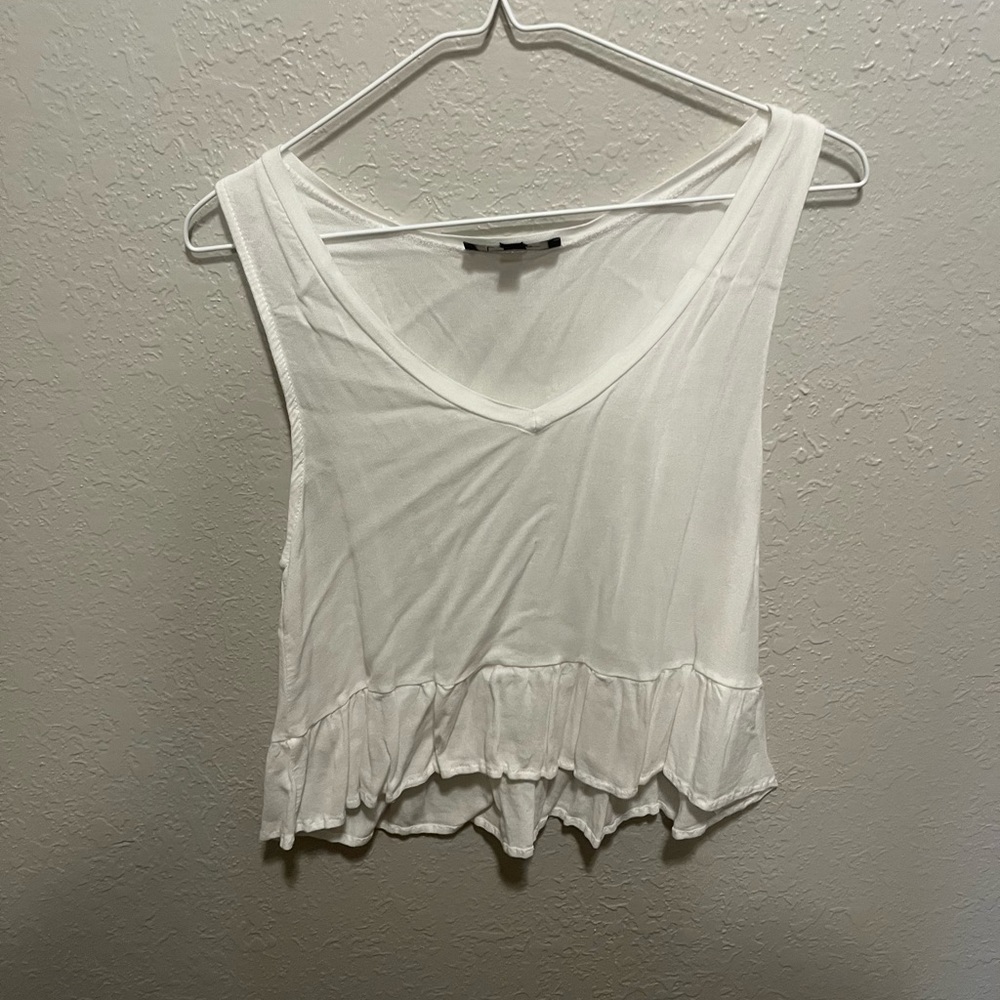Lulu’s white crop